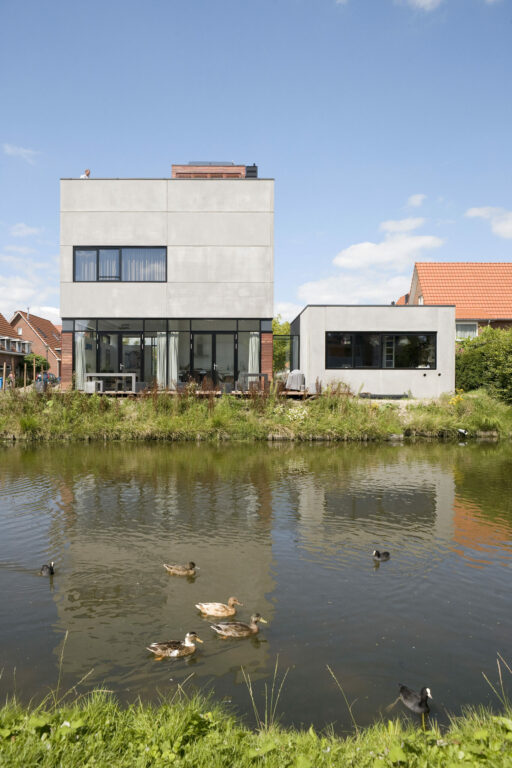 Woning aan het water