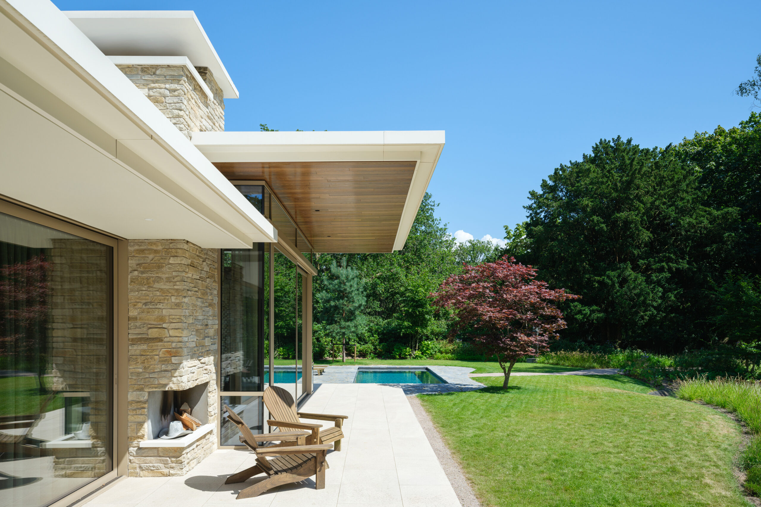 Overstek moderne bangalow